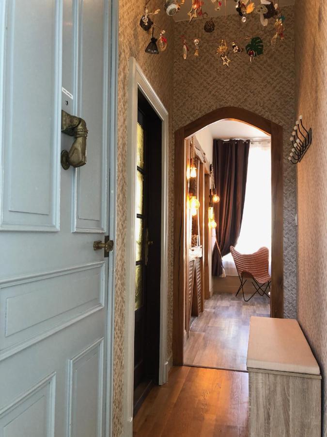 Cote Chateau - Grand Appartement Au Coeur De 布鲁瓦 外观 照片
